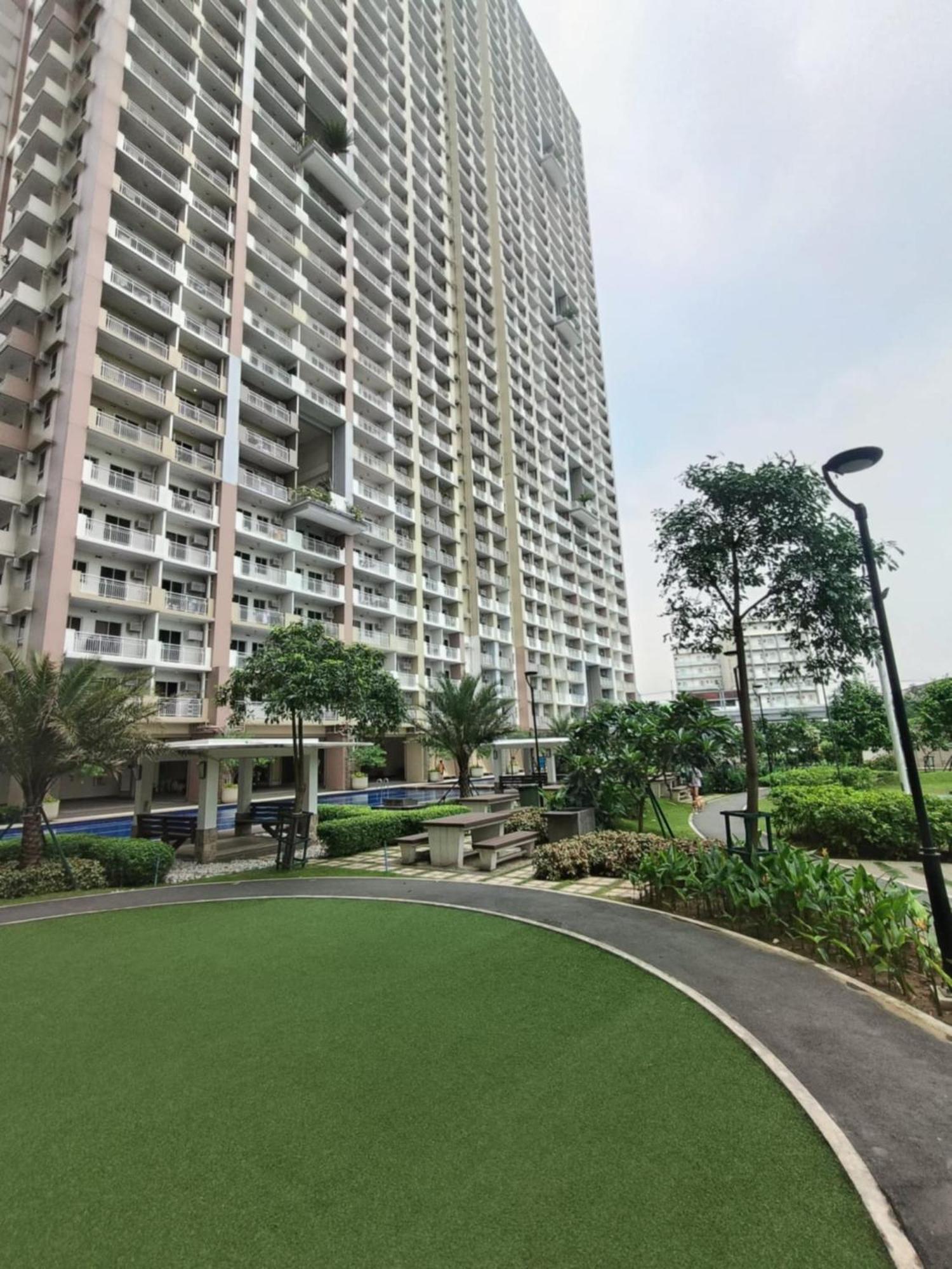 Infina Towers Apart otel Quezon City Dış mekan fotoğraf